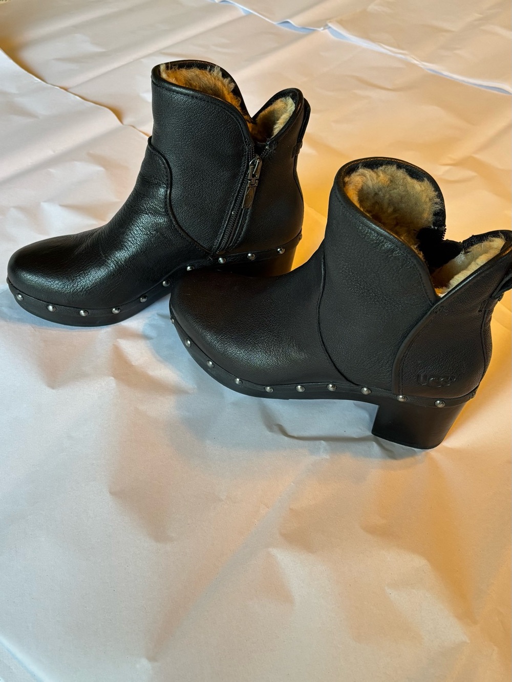 UGG Black Stud-Trim Leather Ankle Heeled Boots - Picture 2 of 9